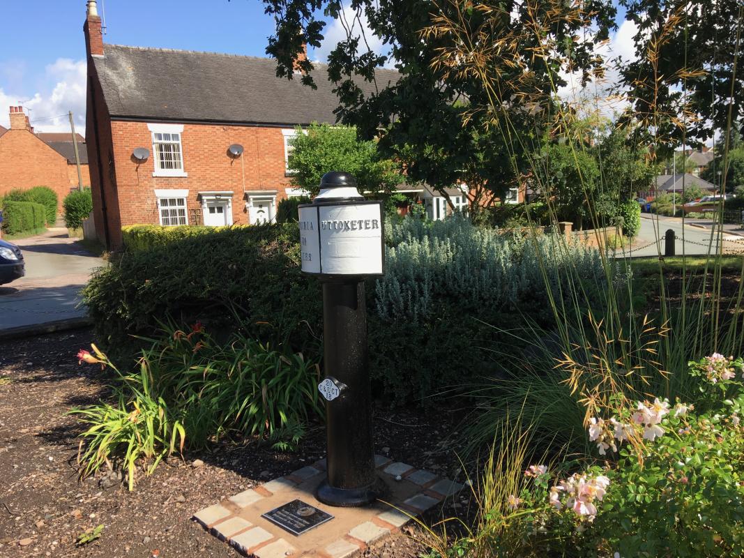 Milepost 30 at Uttoxeter Wharf, 2019