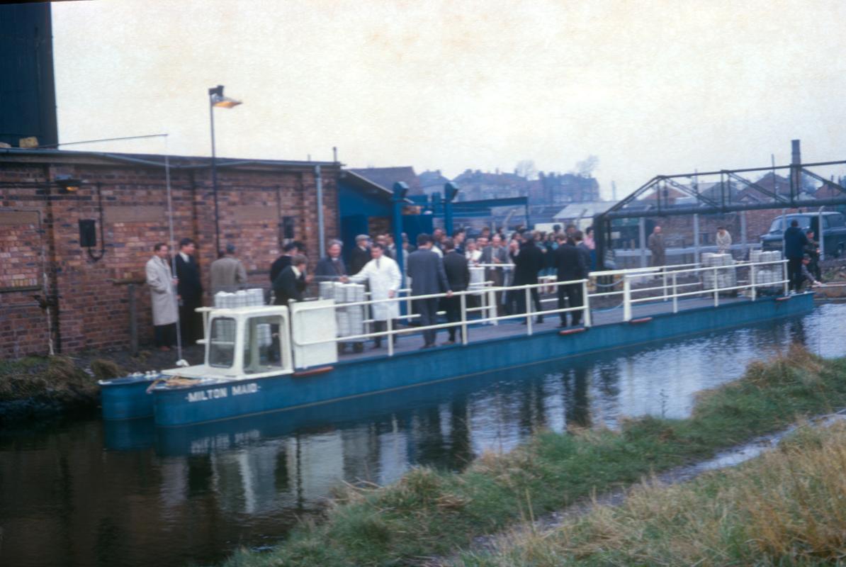 Milton Maid launch in 1965. Note the original steering position. This was later removed. 