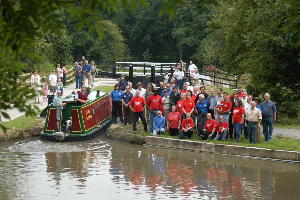 Froghall basin opening day 23rd July 2005