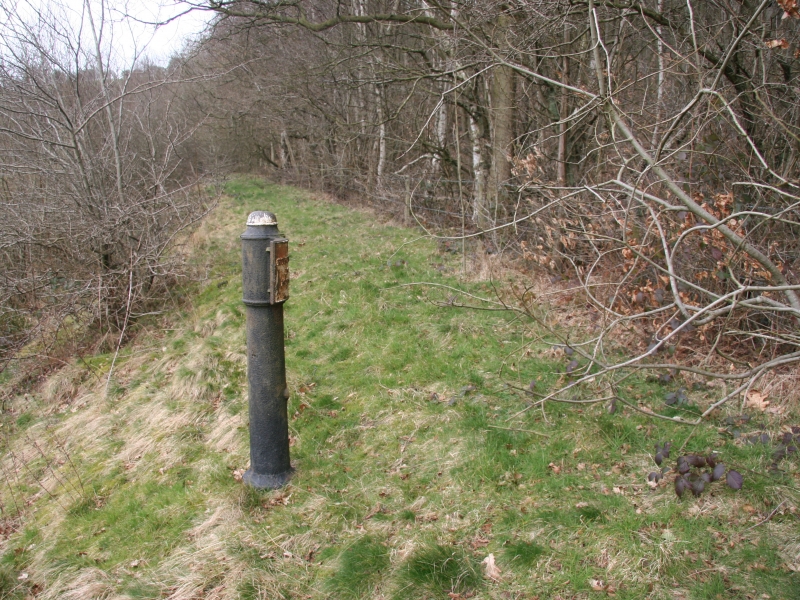 Milepost 19 and the canal towpath in 2008